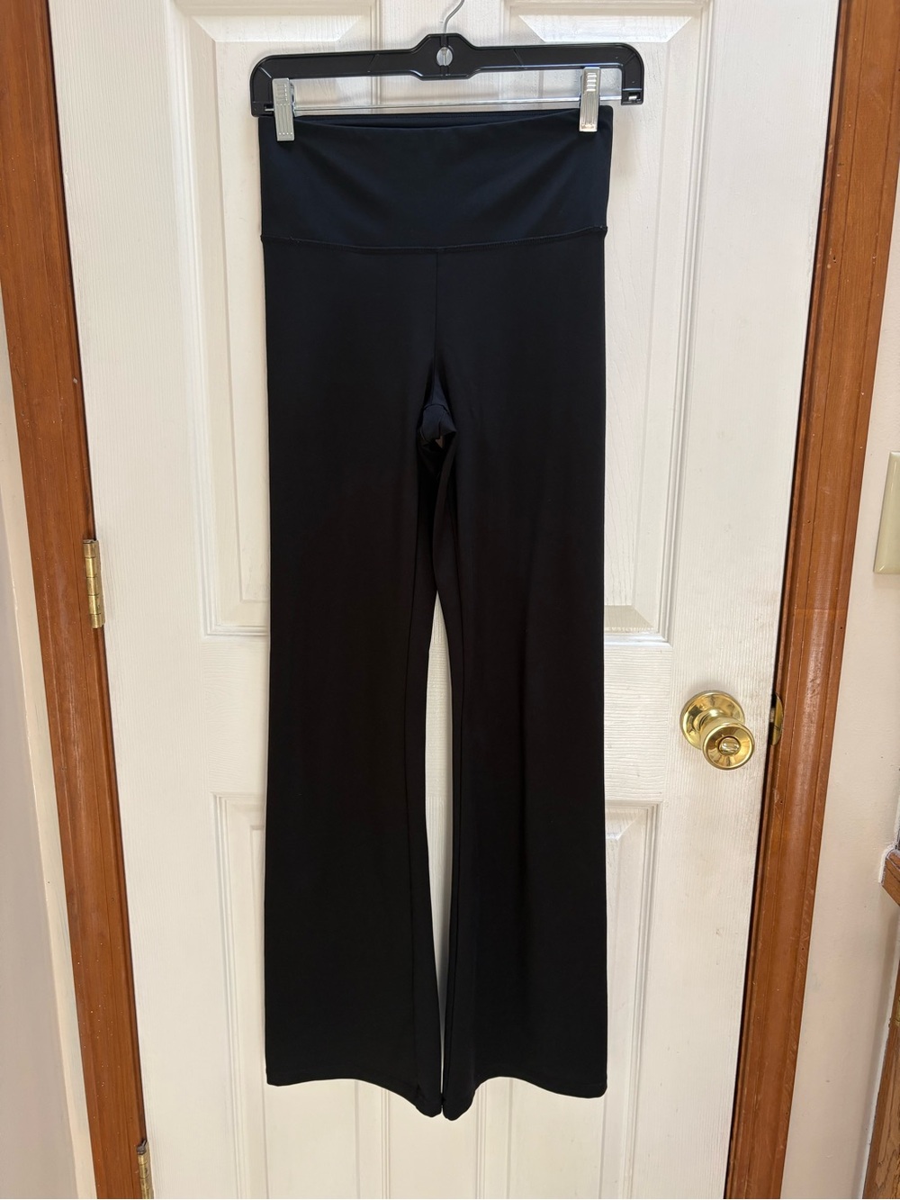 American Eagle Outfitters Black High-Rise Flare Leggings